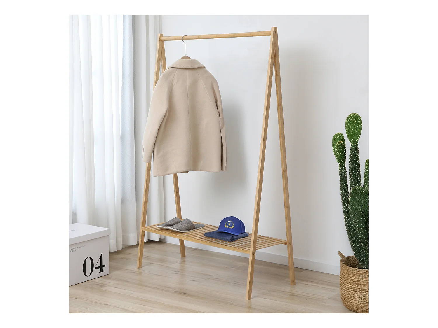 SVITA LANA porte-manteau avec étagère à chaussures en bambou pour couloir et dressing