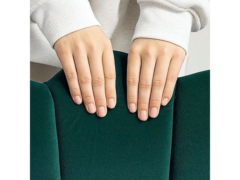 Fauteuil design coquillage piètement bois hévéa velours