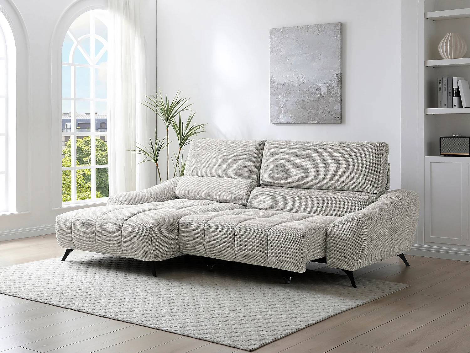 Kanapa narożna relaksacyjna lewostronna z wysuwanym siedziskiem w beżowej tkaninie ELOSIA