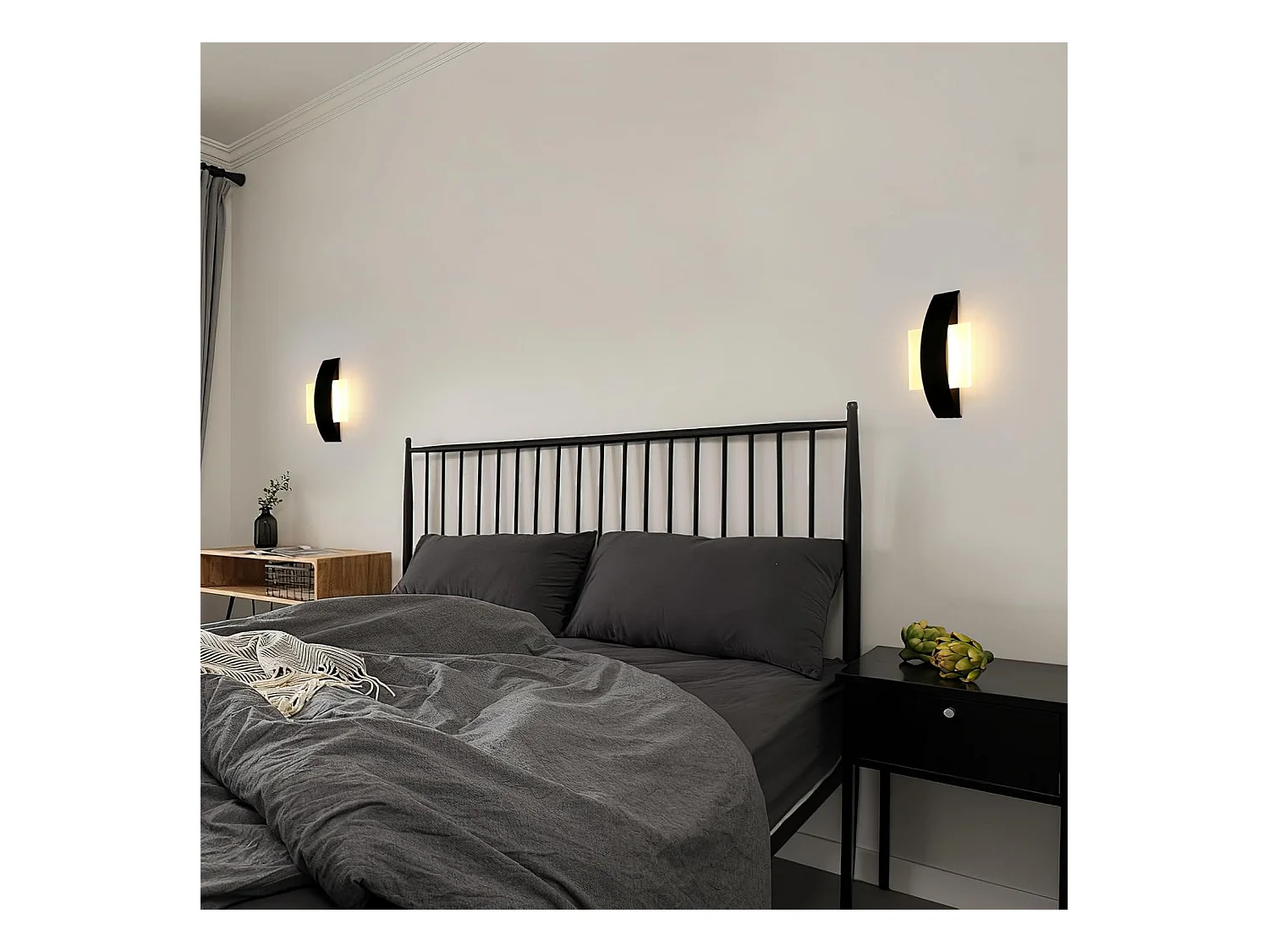Applique Murale Intérieure LED, 12W 1350LM Lampe Murale LED Moderne Noir, Luminaire Mural LED en Acrylique pour Chambre, Salon, Couloir, Escalier, Blanc Chaud 3000K