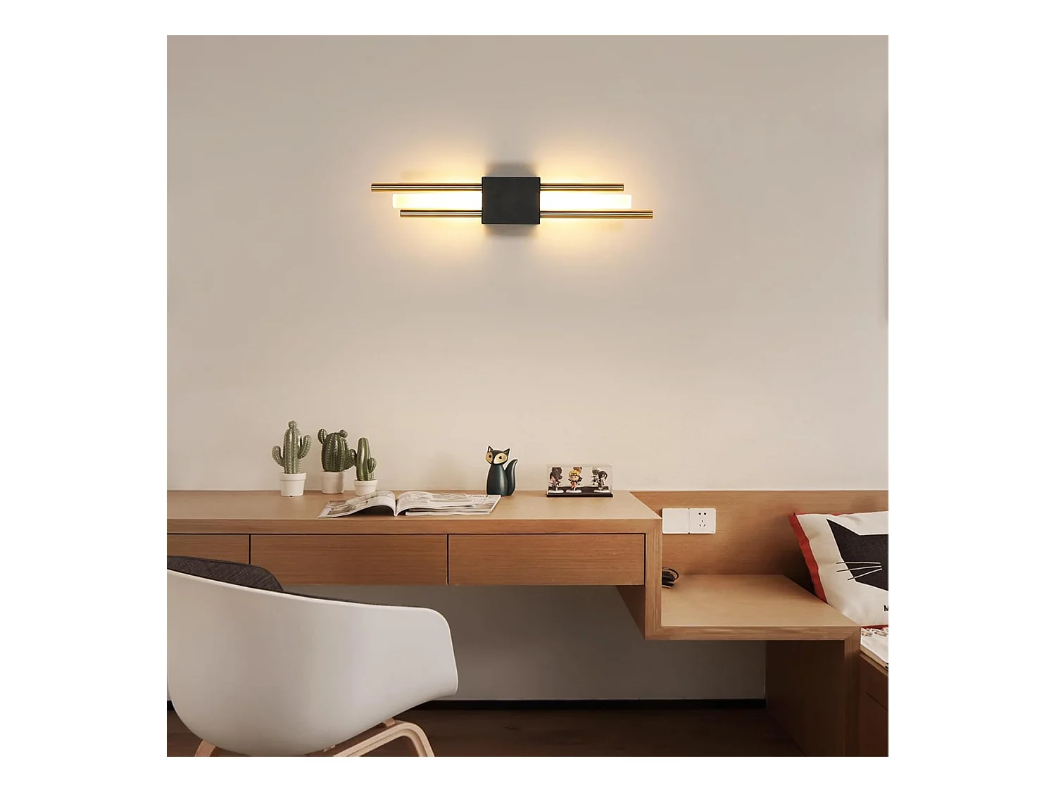 Applique Murale Intérieure LED, Moderne Lampe Murale 10W 3000K Lumière Chaude, Acrylique Luminaire Mural pour Salon Chambre Couloir Escalier, Noir+Or