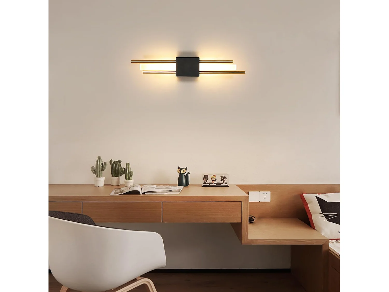 Applique Murale Intérieure LED, Moderne Lampe Murale 10W 3000K Lumière Chaude, Acrylique Luminaire Mural pour Salon Chambre Couloir Escalier, Noir+Or