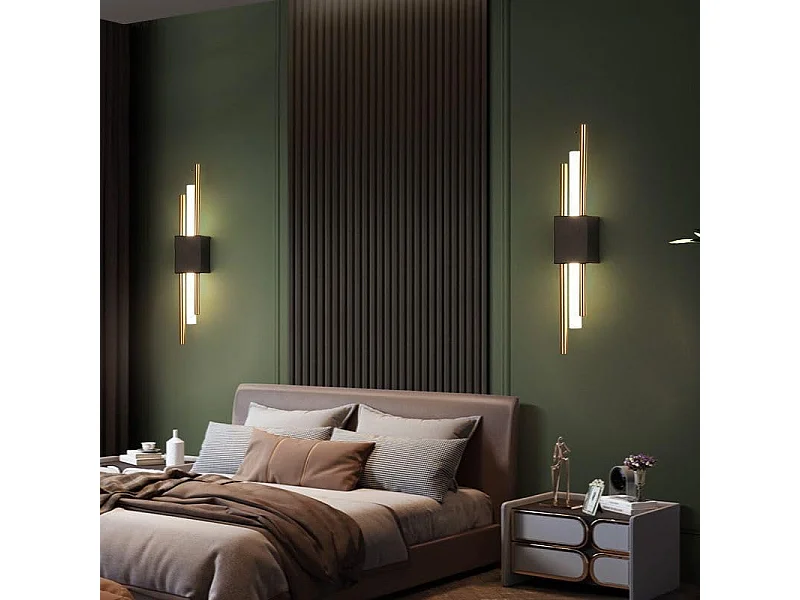 Applique Murale Intérieure LED, Moderne Lampe Murale 10W 3000K Lumière Chaude, Acrylique Luminaire Mural pour Salon Chambre Couloir Escalier, Noir+Or