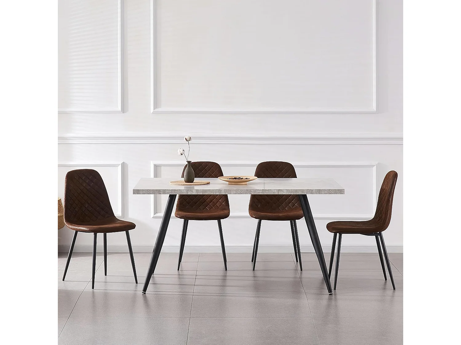 Lot de 2 Chaises Brunes Scandinaves, Chaises de Salle à Manger avec Dossier, Siège en Similicuir, Pieds en Métal pour Salon,Salle de Cuisine (2, Brun PU)