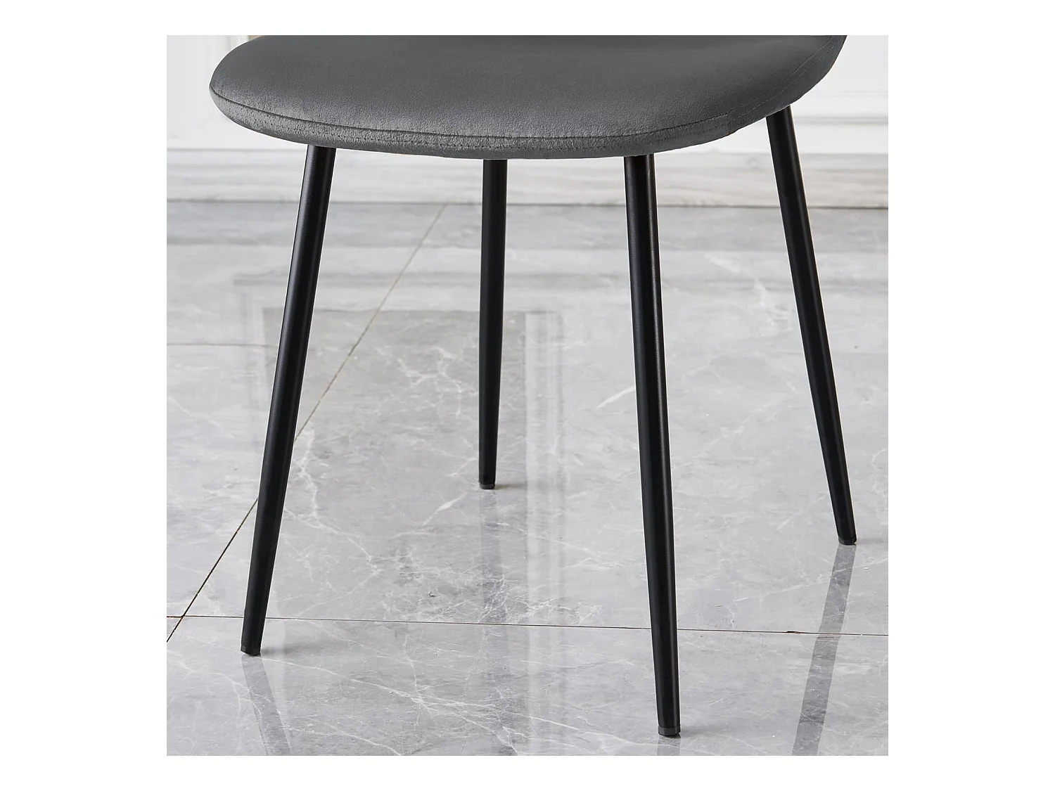 Lot de 4 chaises de salle à manger en velours avec dossier et pieds en métal - Style scandinave - Pour table à manger, chambre à coucher (4, gris)