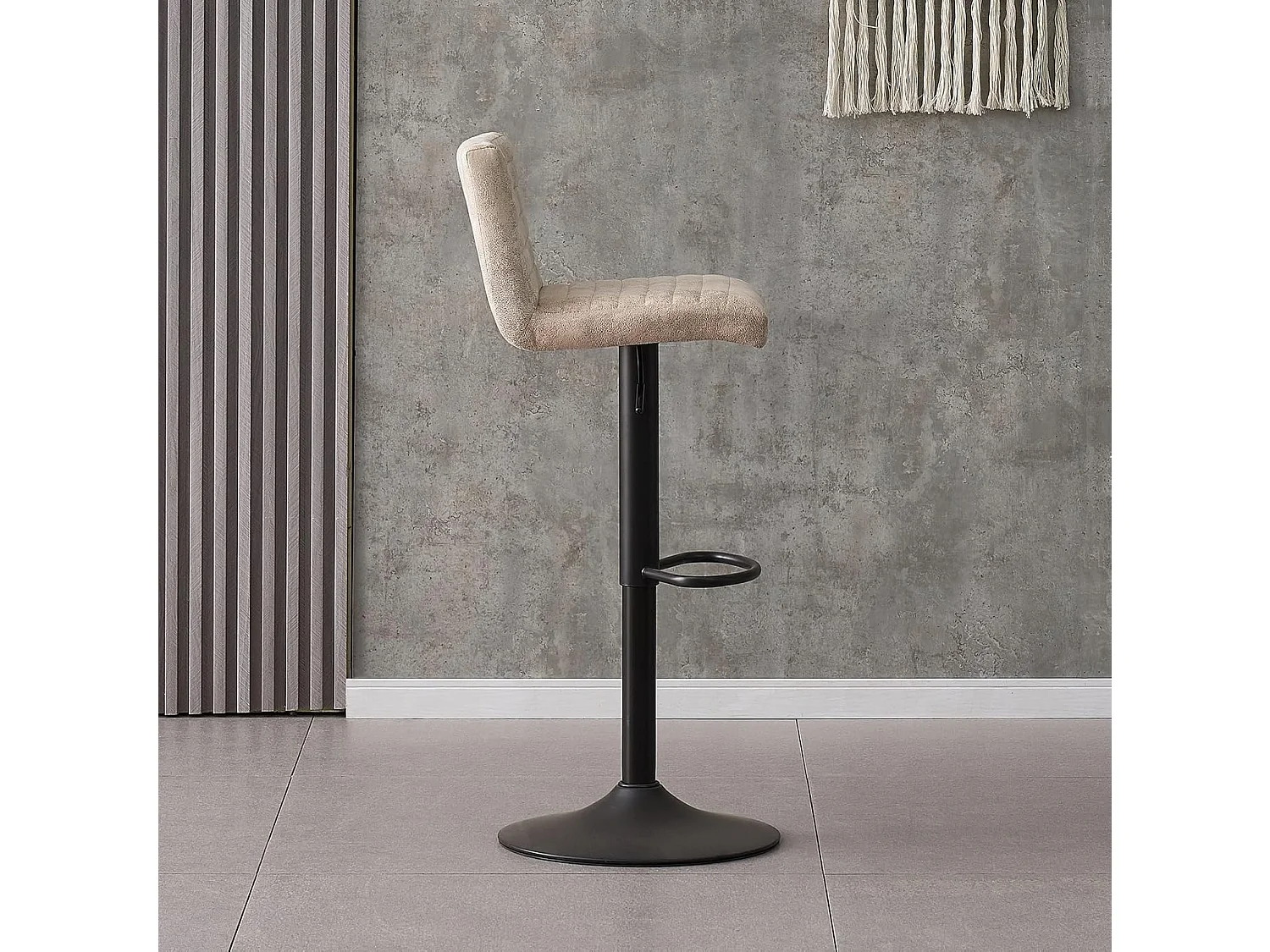 Lot de 2 Tabourets de Bar avec Dossier,Hauteur Réglable ,Repose-Pieds,360° Rotation, pour Bistrots,Bar ou Bureau (2, Beige Cuir)