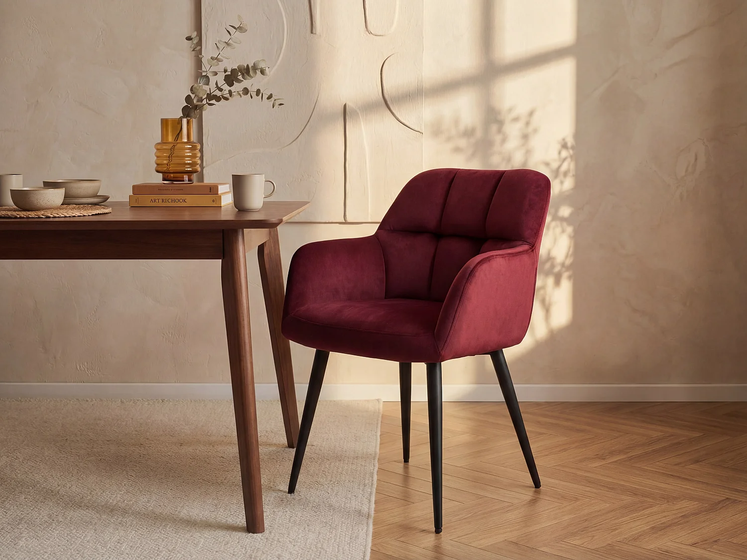 Lot de 2 chaises avec accoudoirs en velours et métal noir - Bordeaux - PEGA de Pascal Morabito