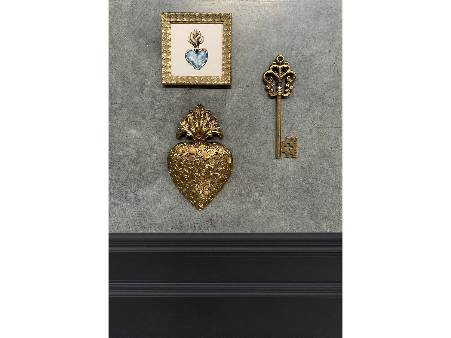 Déco murale clé doré 6.5x17.5cm