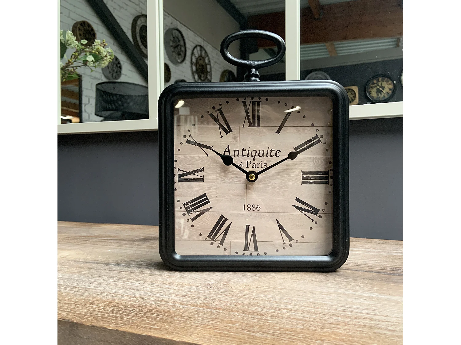 Petite horloge carrée métal noir 26x20cm