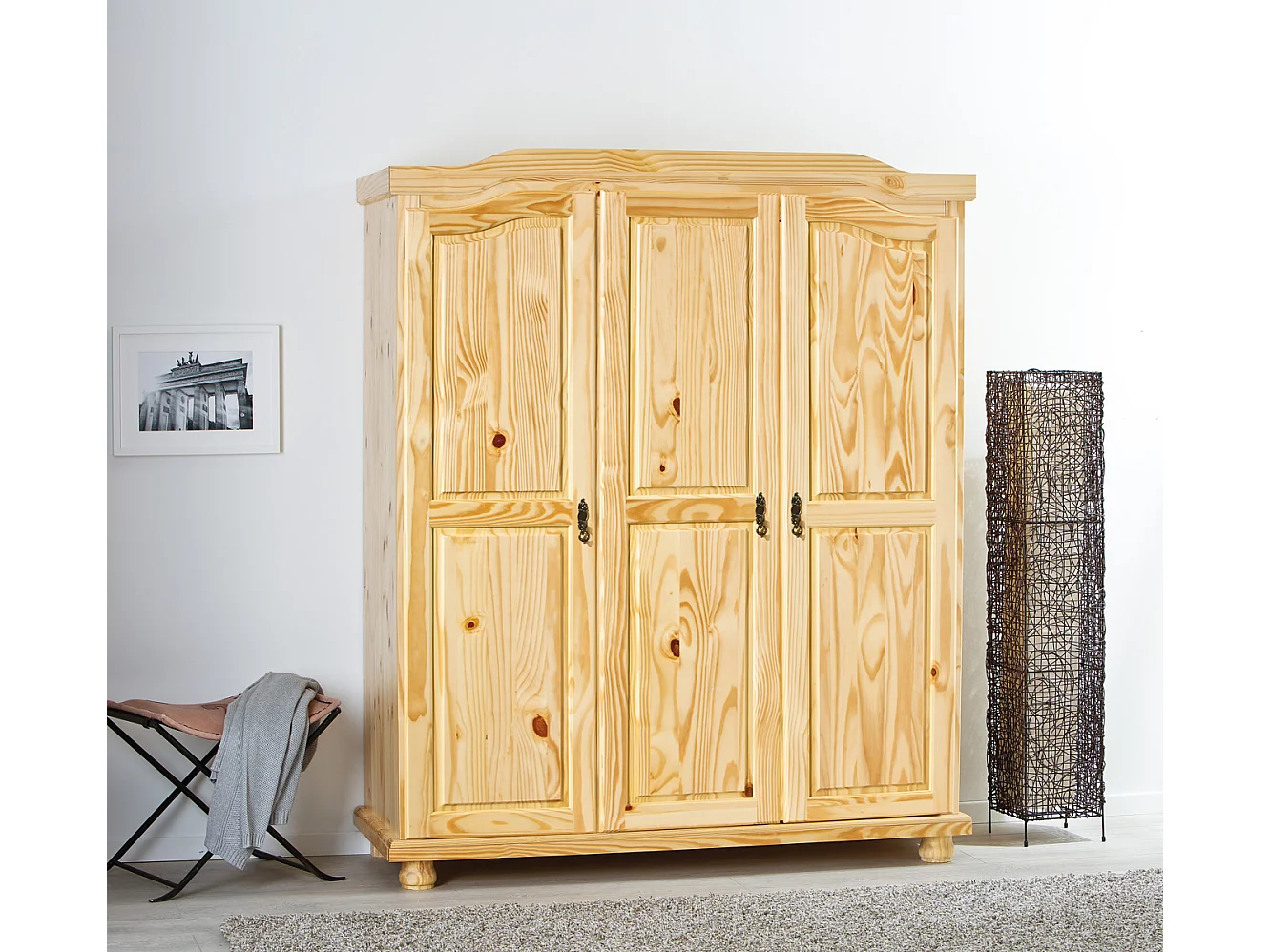 Armoire Rustique 3 Portes Vernis Naturel, Dim : 56 x 150 x 180 cm