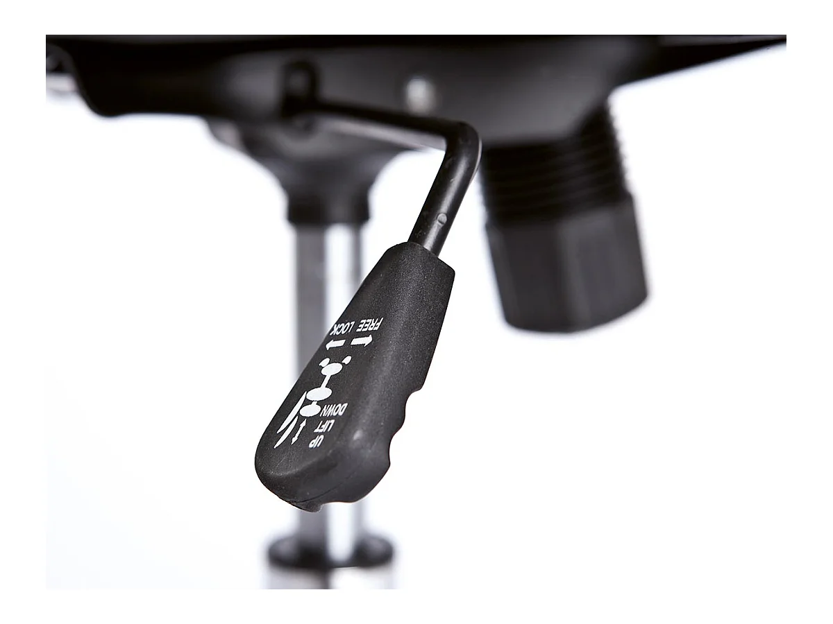 Fauteuil de bureau avec roulettes en simili-cuir coloris noir et pieds en métal chromé