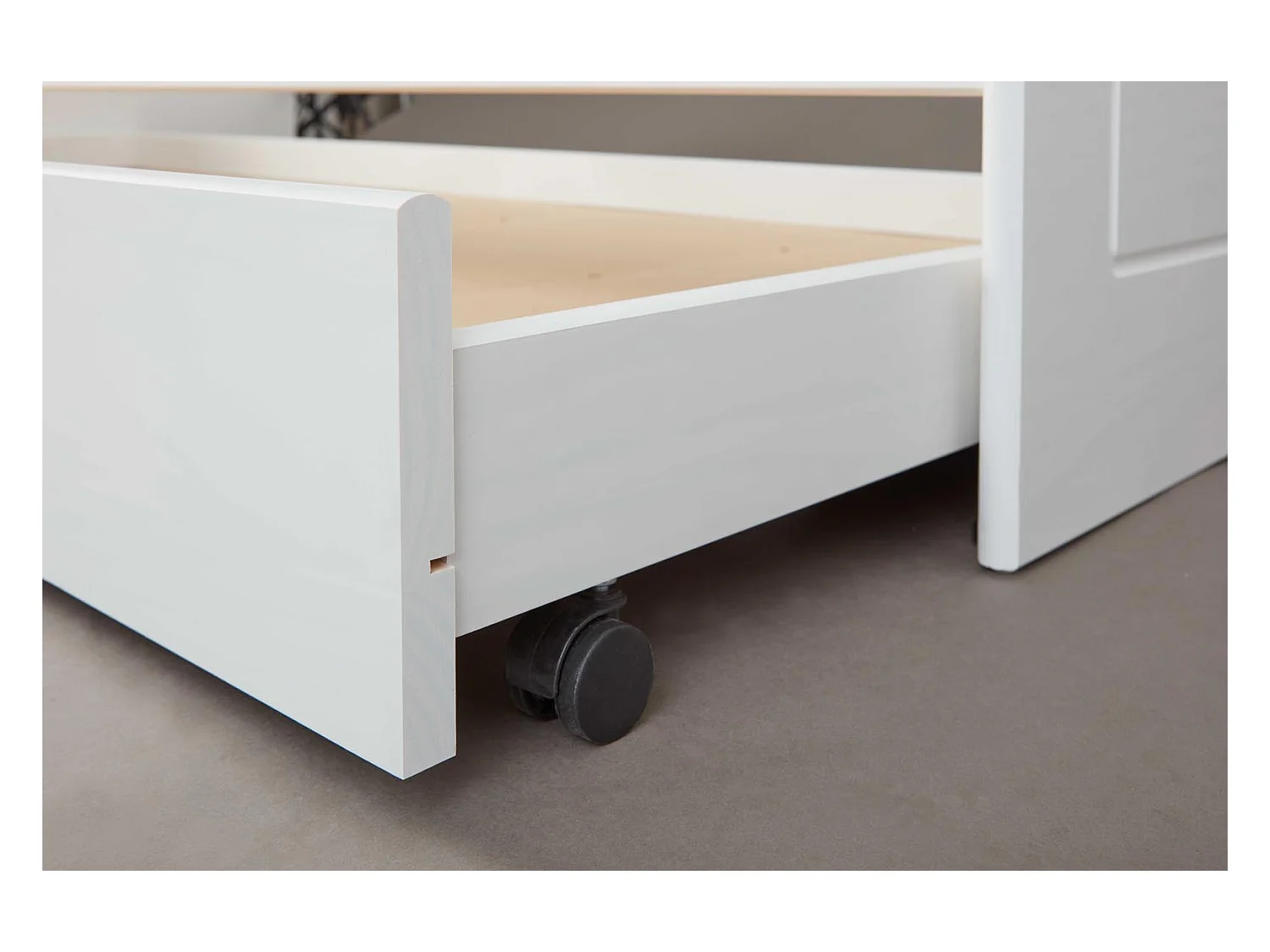Lit Banquette 90x200 en pin massif coloris vernis blanc - Longueur 207 x Profondeur 96,5 x Hauteur 62 cm