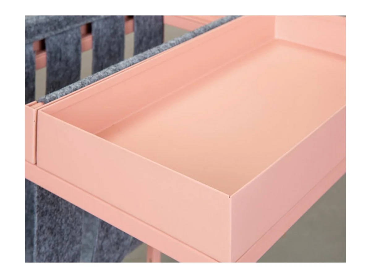 Table d'appoint carrée / porte-revue en métal coloris rose / gris - L.35 x H.40 x P.35 cm