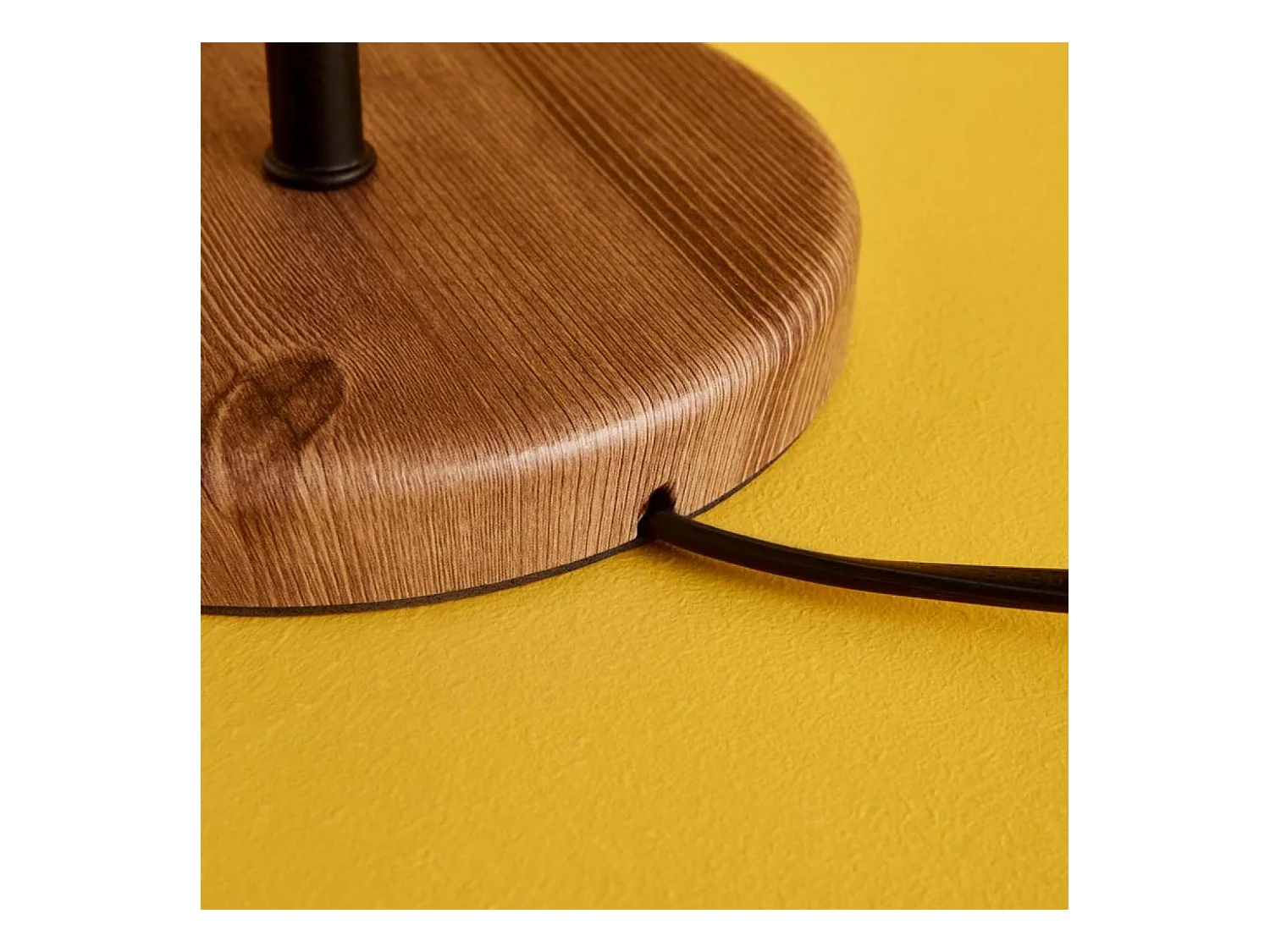 Table basse ronde podium bois noyer et blanc 90cm AGNES