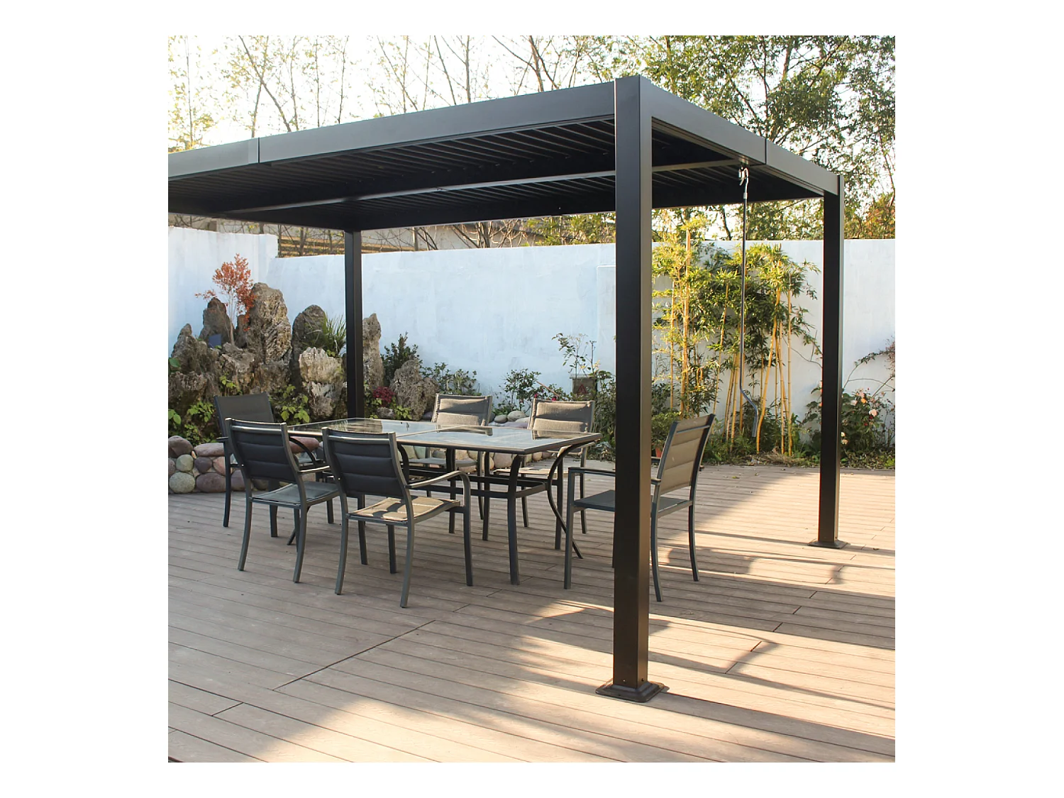 Pergola bioclimatique 4x3m structure et lames en aluminium gris anthracite NAXOS