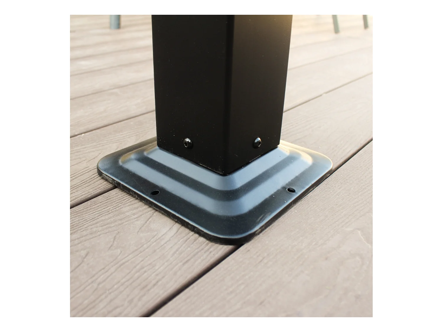 Pergola bioclimatique 3x3m structure en aluminium noir HYDRA