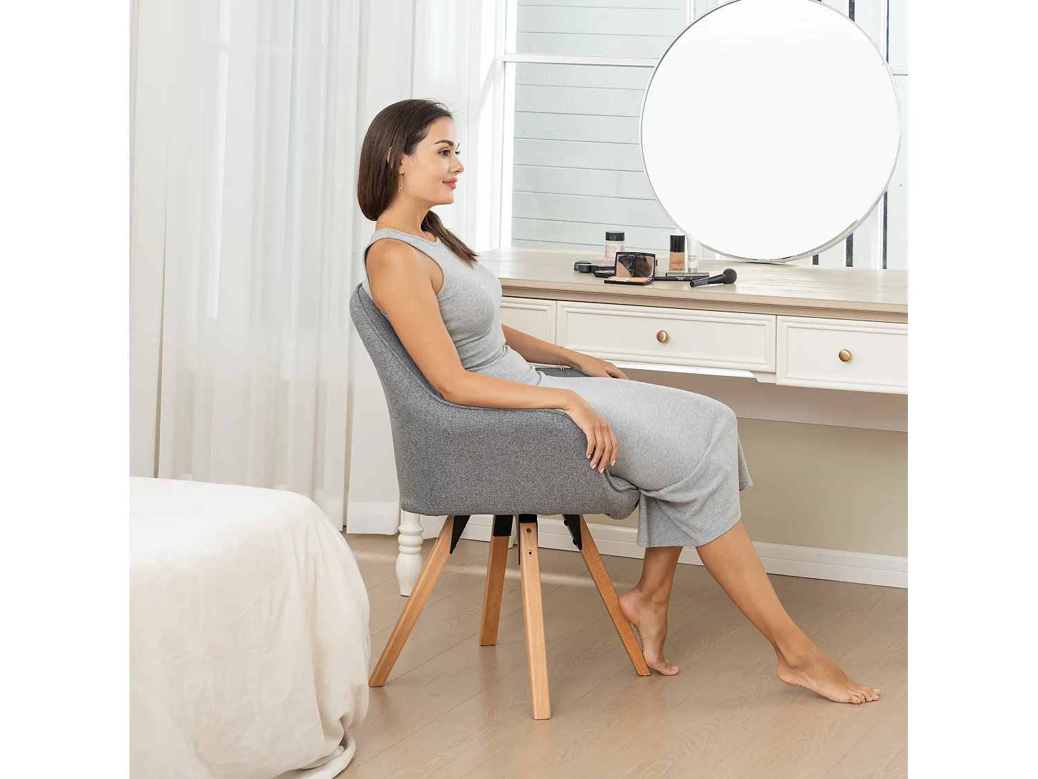 Fauteuil pivotant en tissu style scandinave pied en bois de hêtre,CARSON