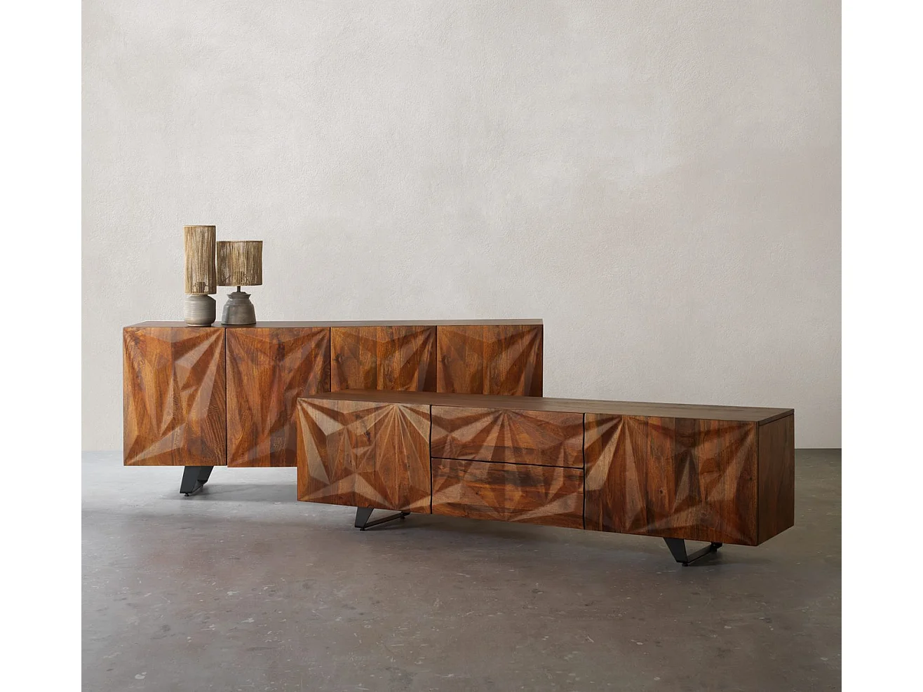 Sideboard mit 4 Türen aus massivem Mangoholz