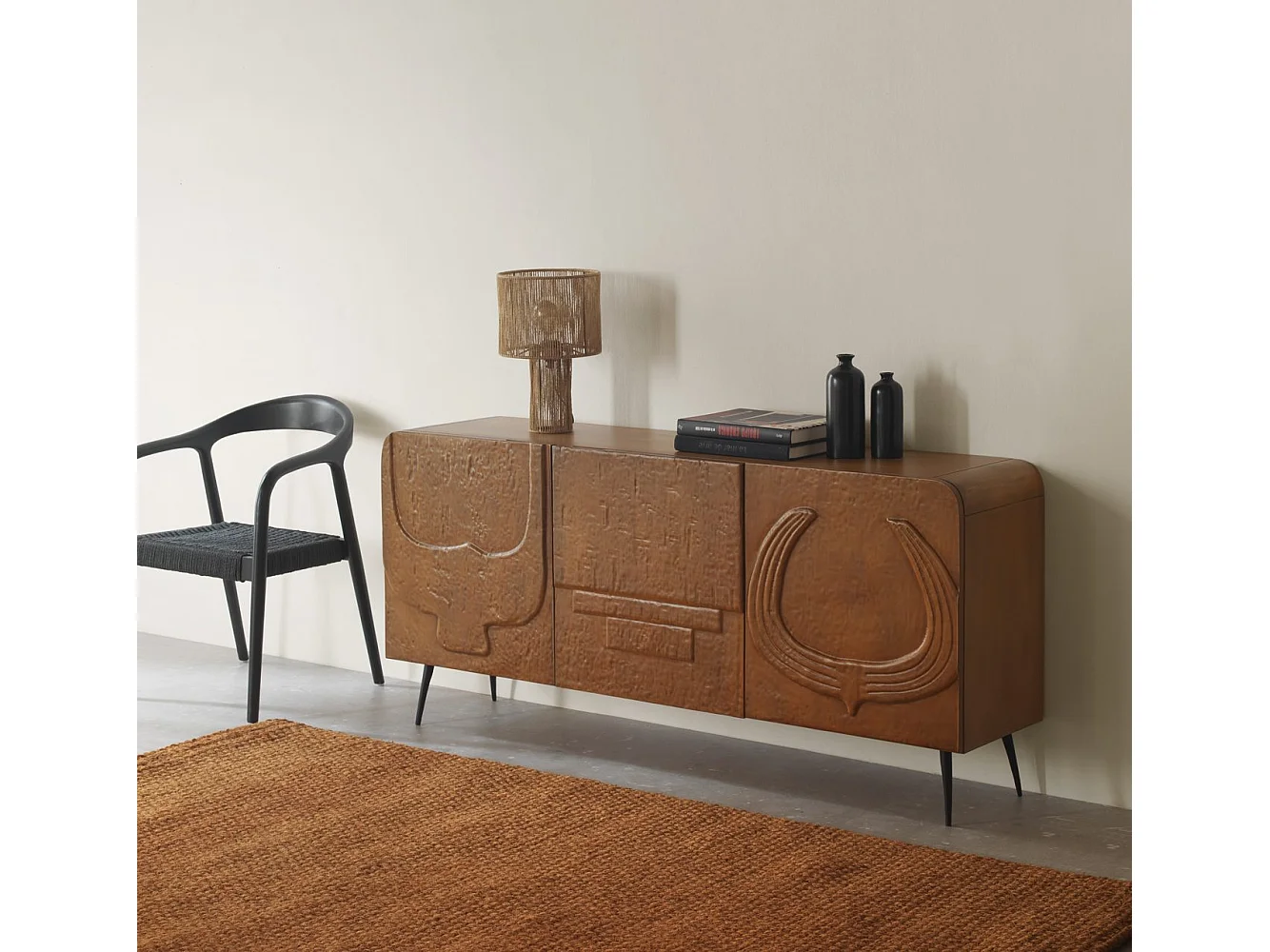 Sideboard mit 3 Türen in Honigfarbe aus massivem Mangoholz