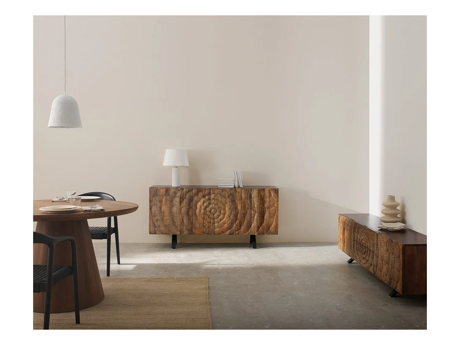 Buffet 3 portes en bois massif de manguier avec pieds noirs