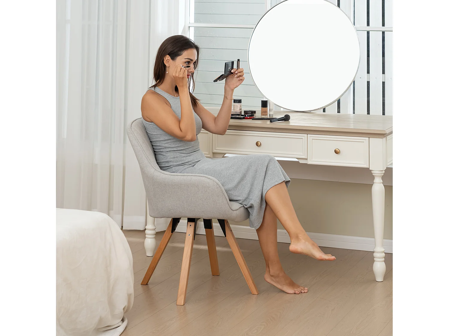 Fauteuil pivotant en tissu style scandinave pied en bois de hêtre,CARSON