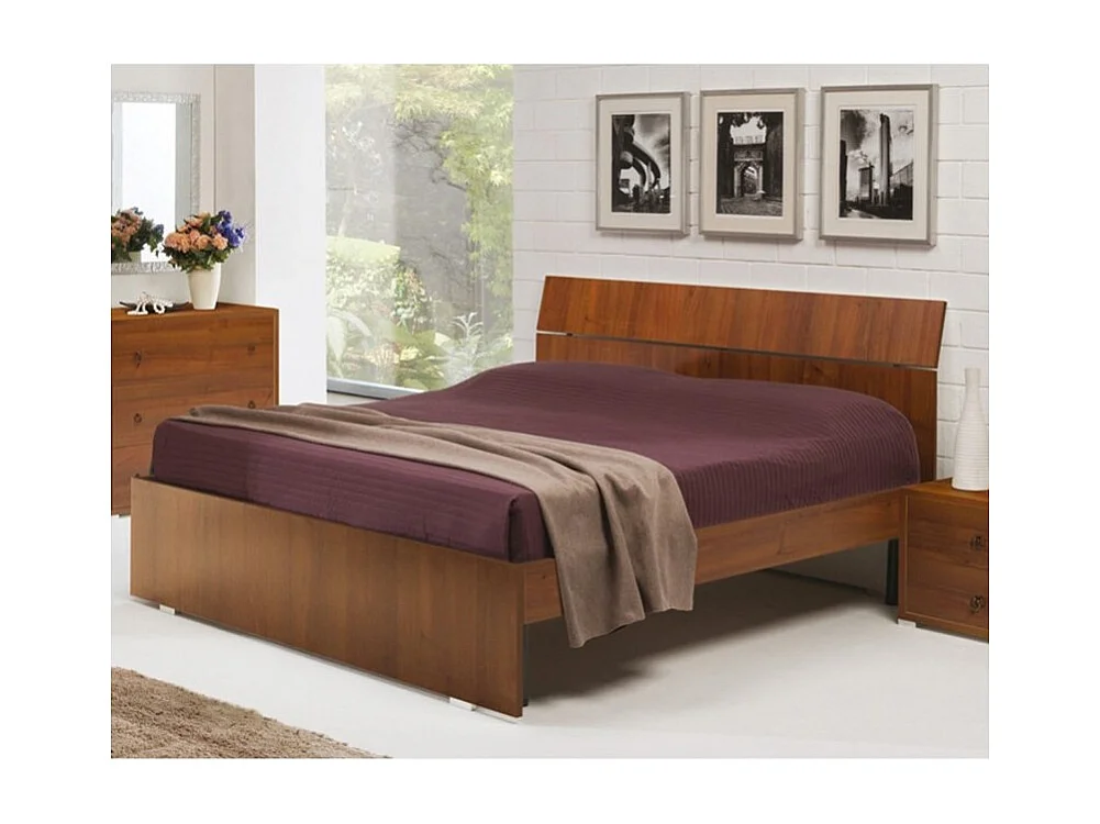 Letto matrimoniale in legno colore noce antico