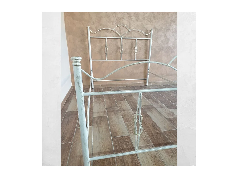 Letto matrimoniale ferro battuto Primula colore bianco oro