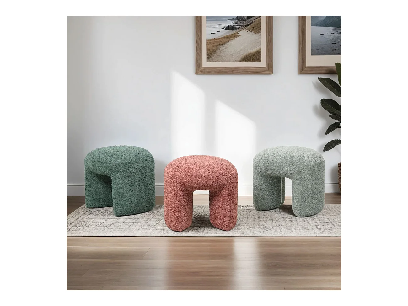 Pouf tissu effet fourrure rase vert d'eau LOMOS
