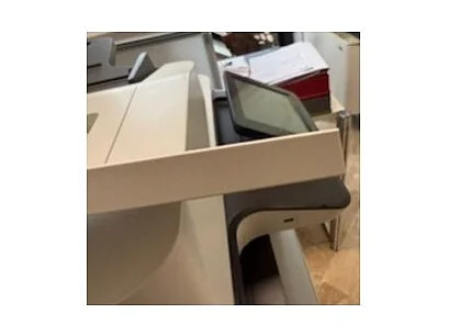 Libreria bassa con tre ripiani rkt330 colore rovere