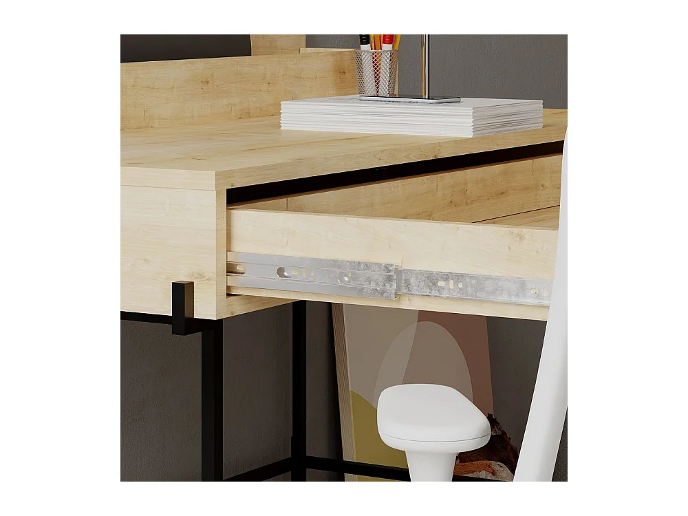 Scrivania rovere con dettagli antracite e gambe nere Leila 110x60x101