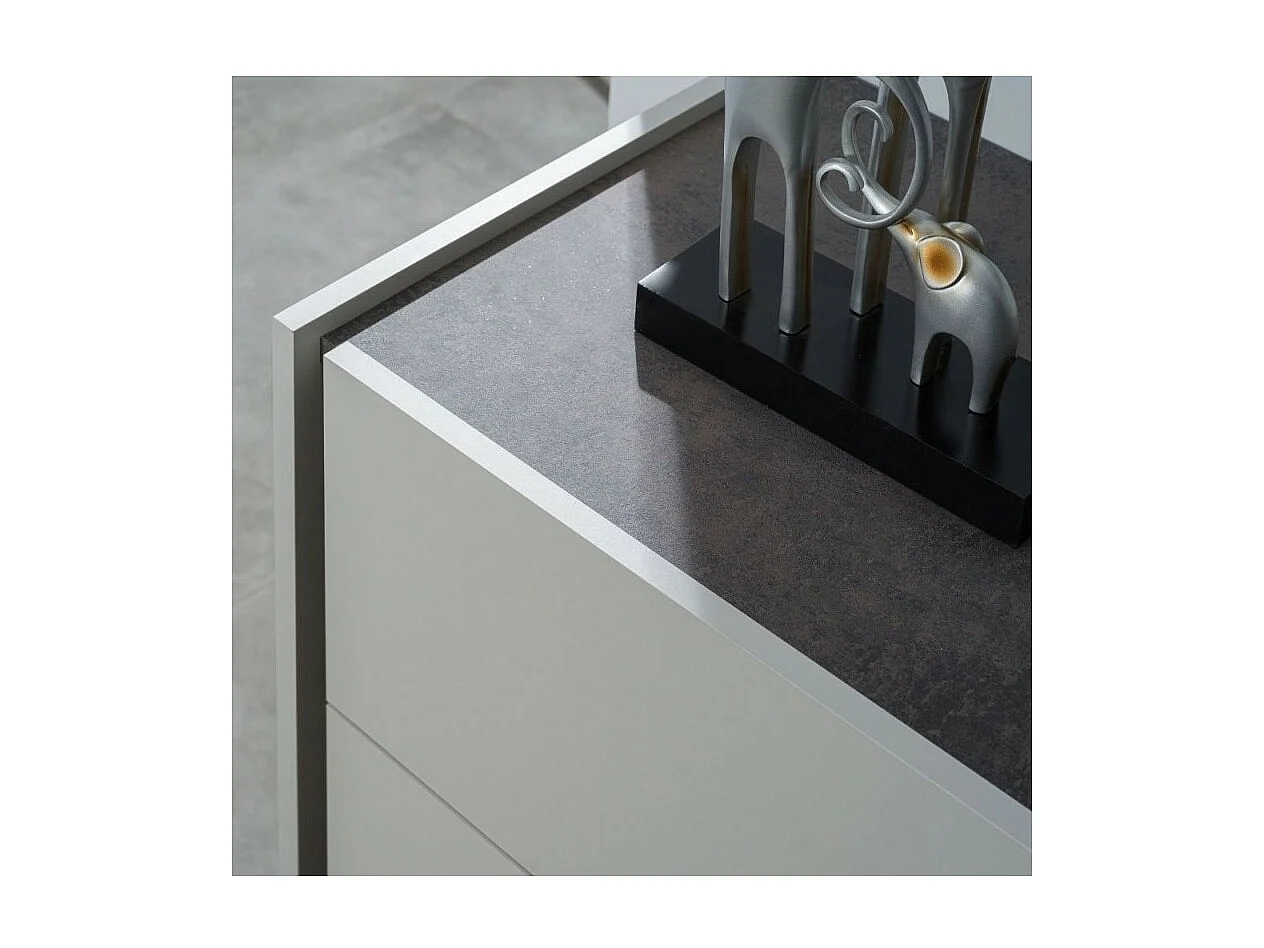 Camera da letto Mirelle: eleganza e funzionalità per il tuo relax