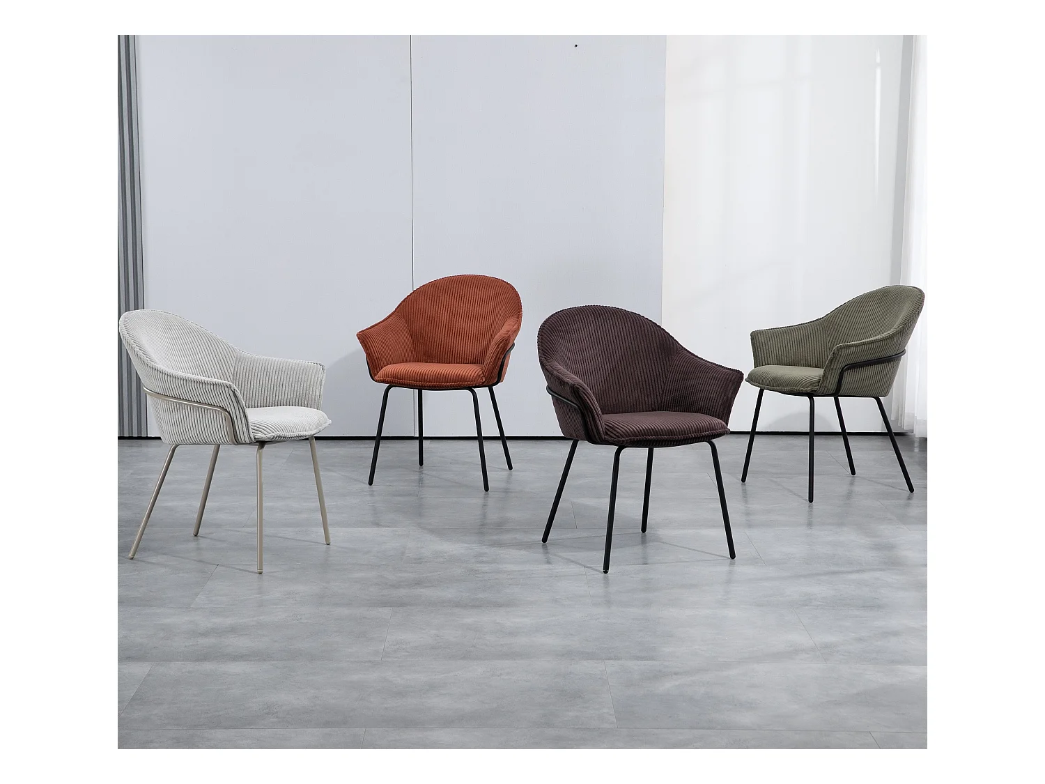 Chaise accoudoirs velours côtelé à grosses côtes gris clair