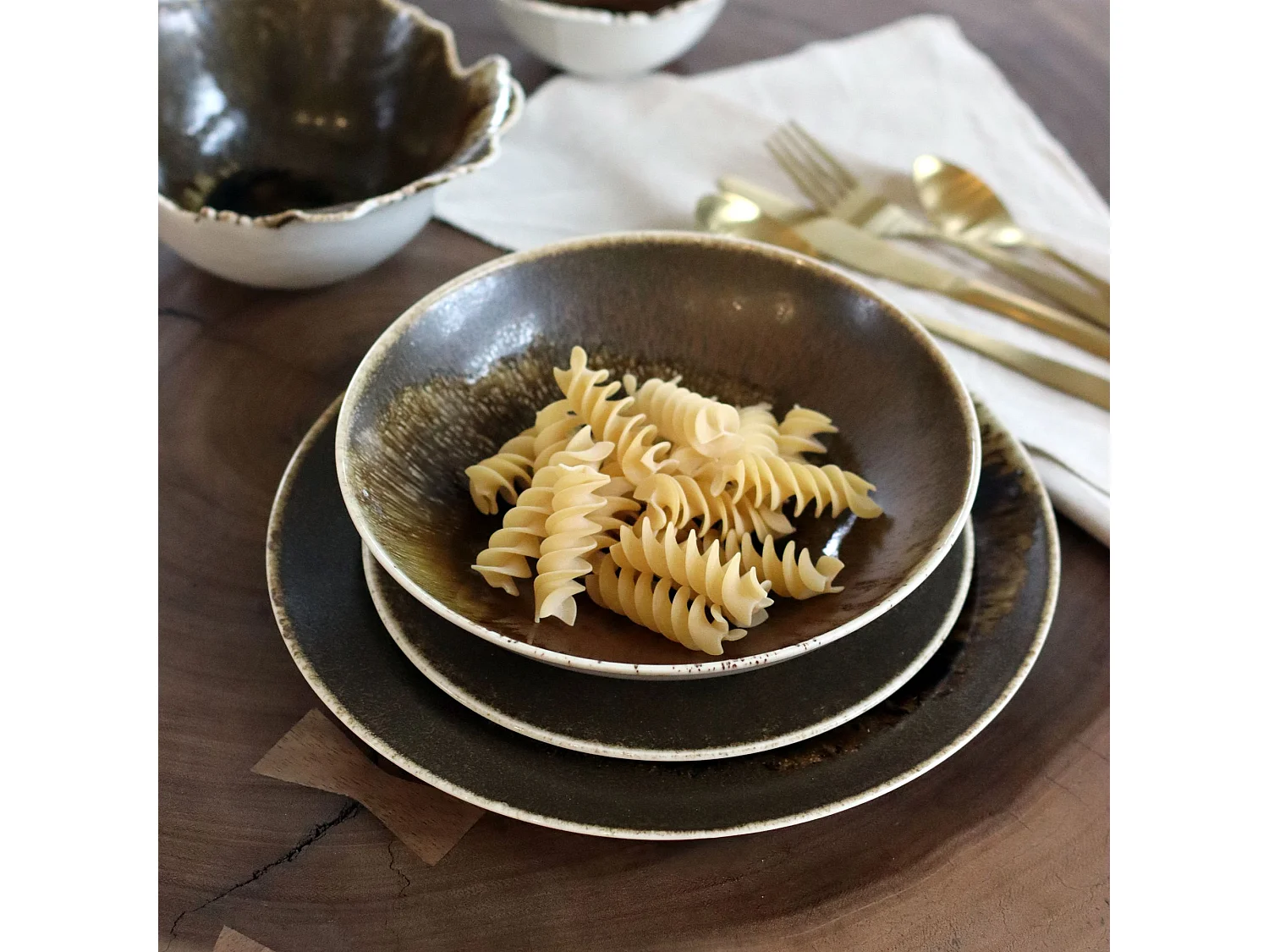 Ogo Living - Lot 6 Assiettes Calottes Saturne 21cm En Porcelaine Marron