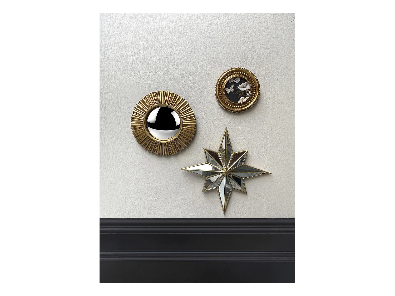 Lot étoile, miroir convexe et cadre perle doré