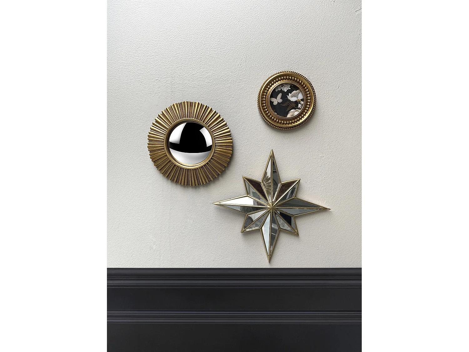 Lot étoile, miroir convexe et cadre perle doré