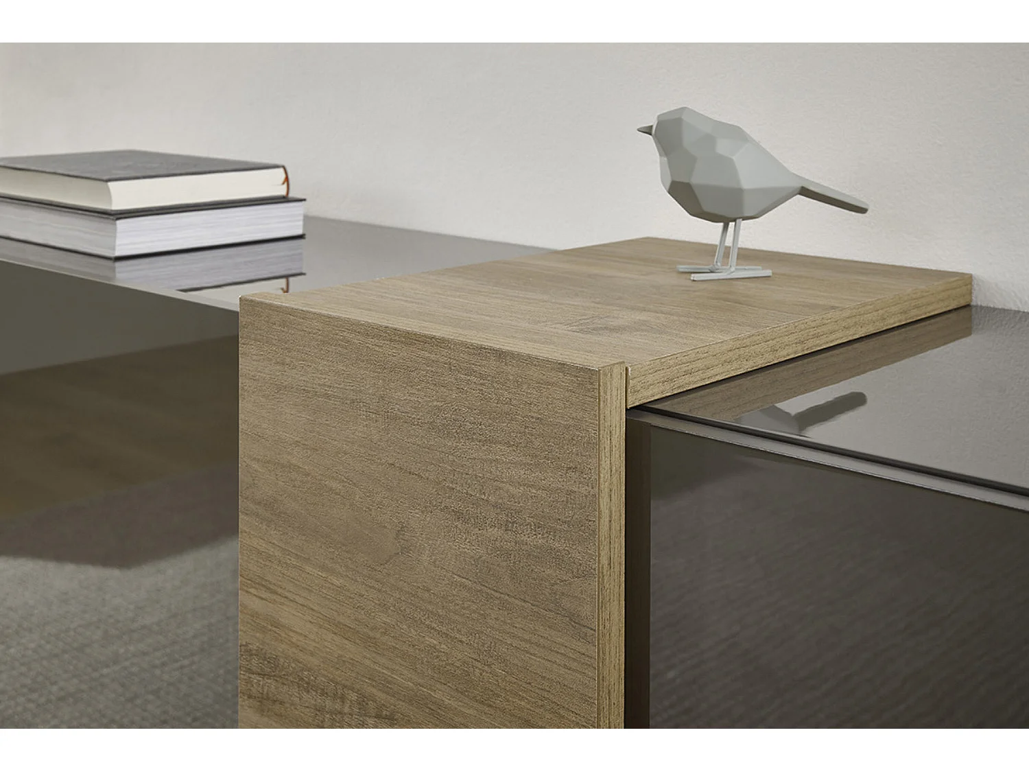 Vitrine, meuble de rangement coloris chêne, gris brillant - Longueur 121 x Hauteur 168 x Profondeur 44 cm