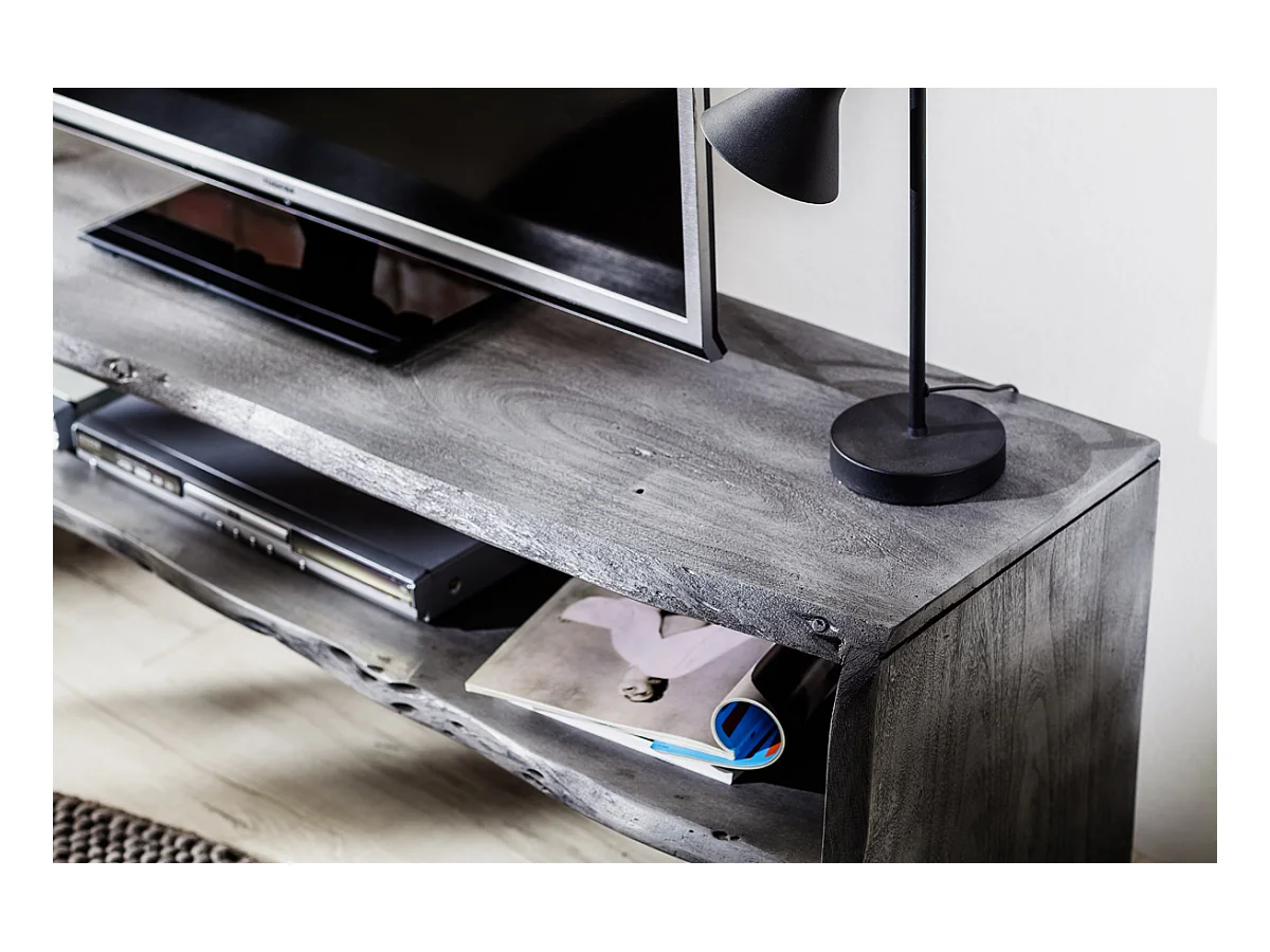 Meuble TV avec étagère en bois massif coloris gris - L145 x H45 x P40 cm