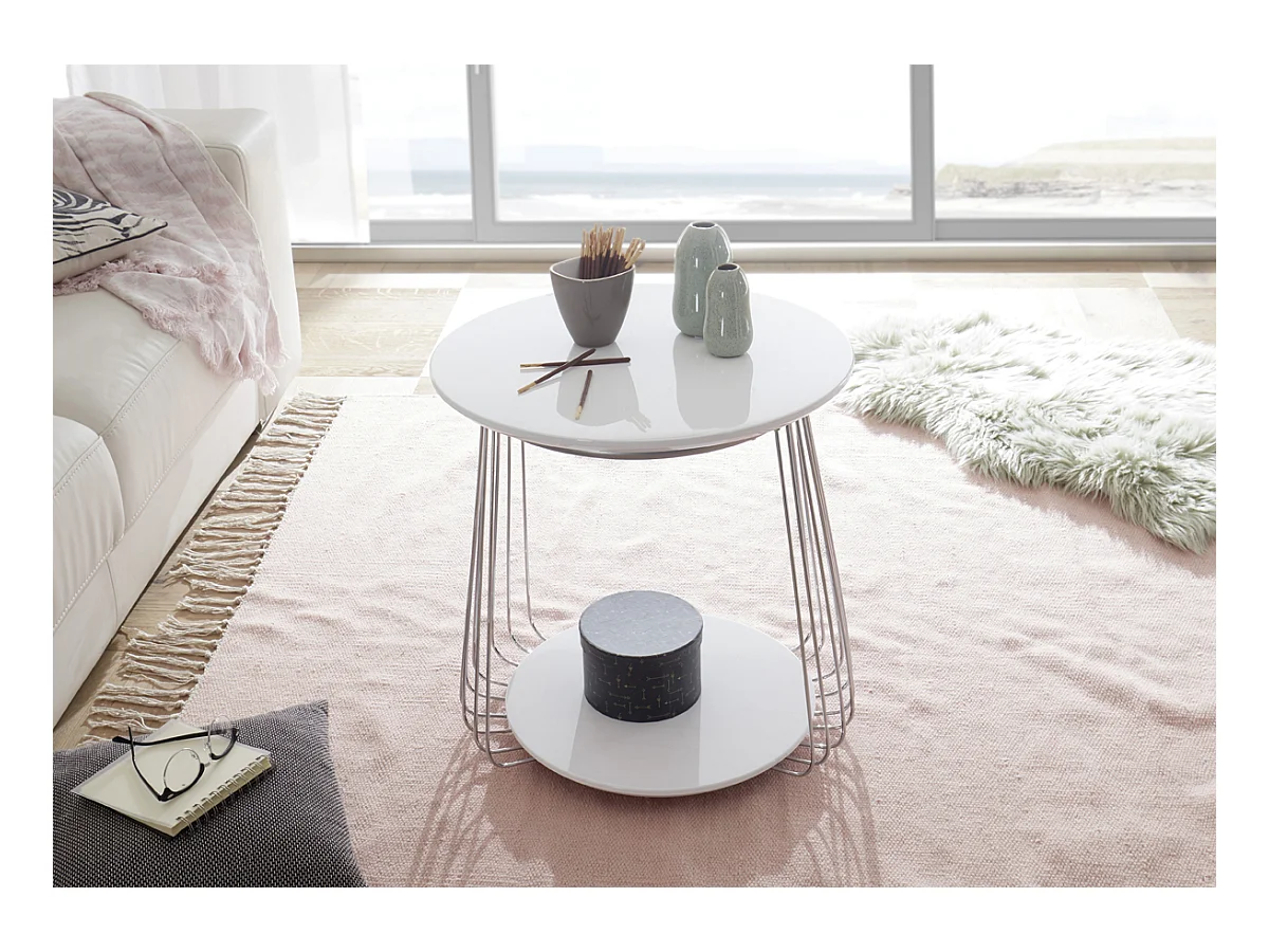 Table basse laqué blanc mat avec piètement chromé - L50 x H51 x P50 cm
