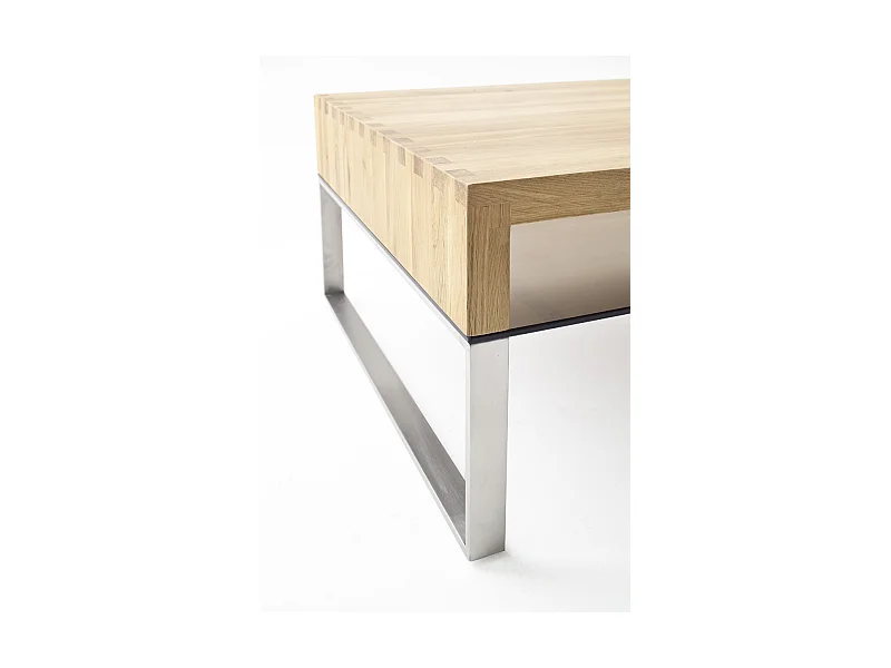 Table basse en chêne noueux avec pieds en acier brossé - L110 x H39 x P70 cm