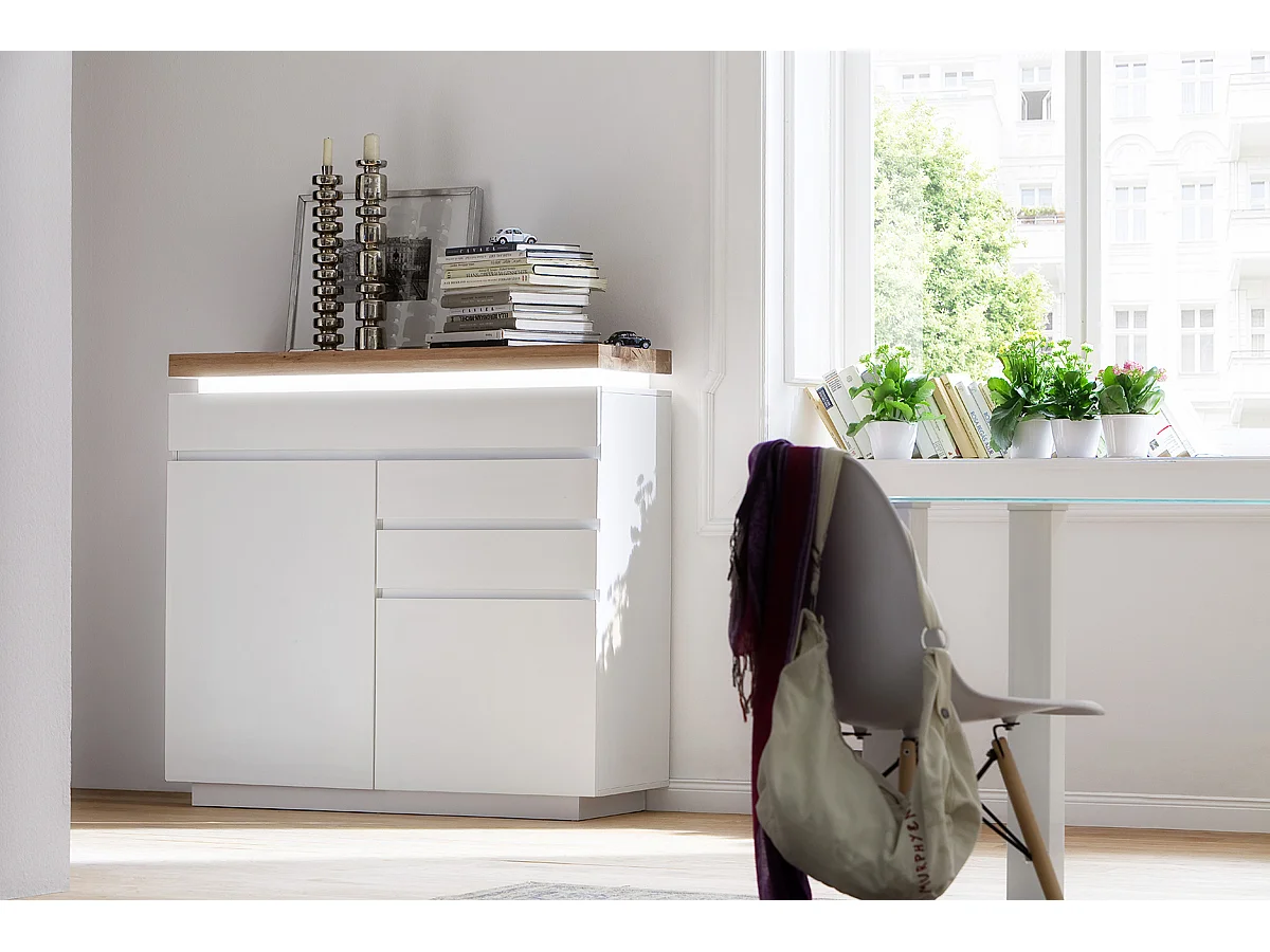 Buffet avec LED coloris laqué blanc mat avec plateau en chêne noueux huilé - L120 x H114 x P40 cm