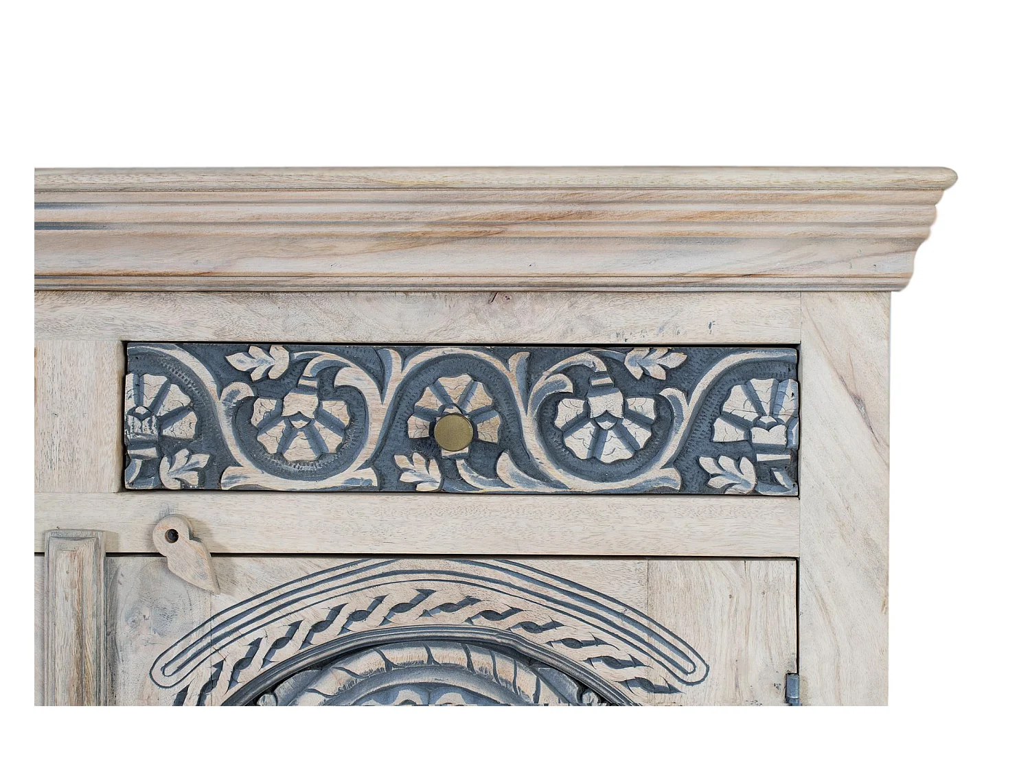 Credenza intagliata a mano con due cassetti e due ante