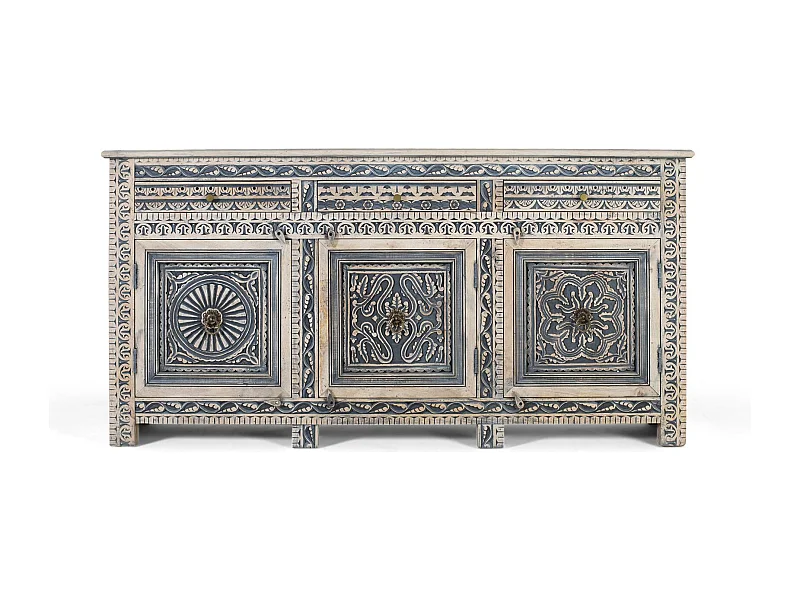 Sideboard mit drei Schubladen und vier Türen aus Sheeshamholz