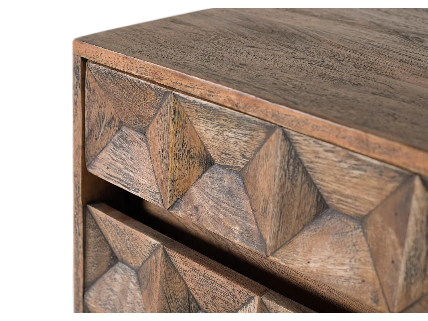 Sideboard aus Mangoholz mit gealtertem Finish