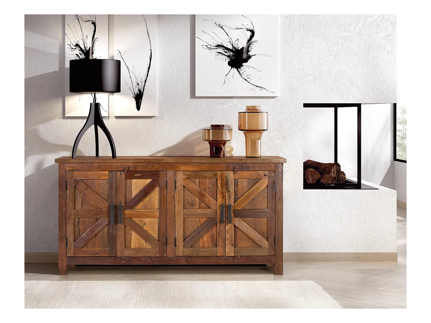 Buffet rustique à quatre portes, fabriqué à la main à partir de bois recyclé