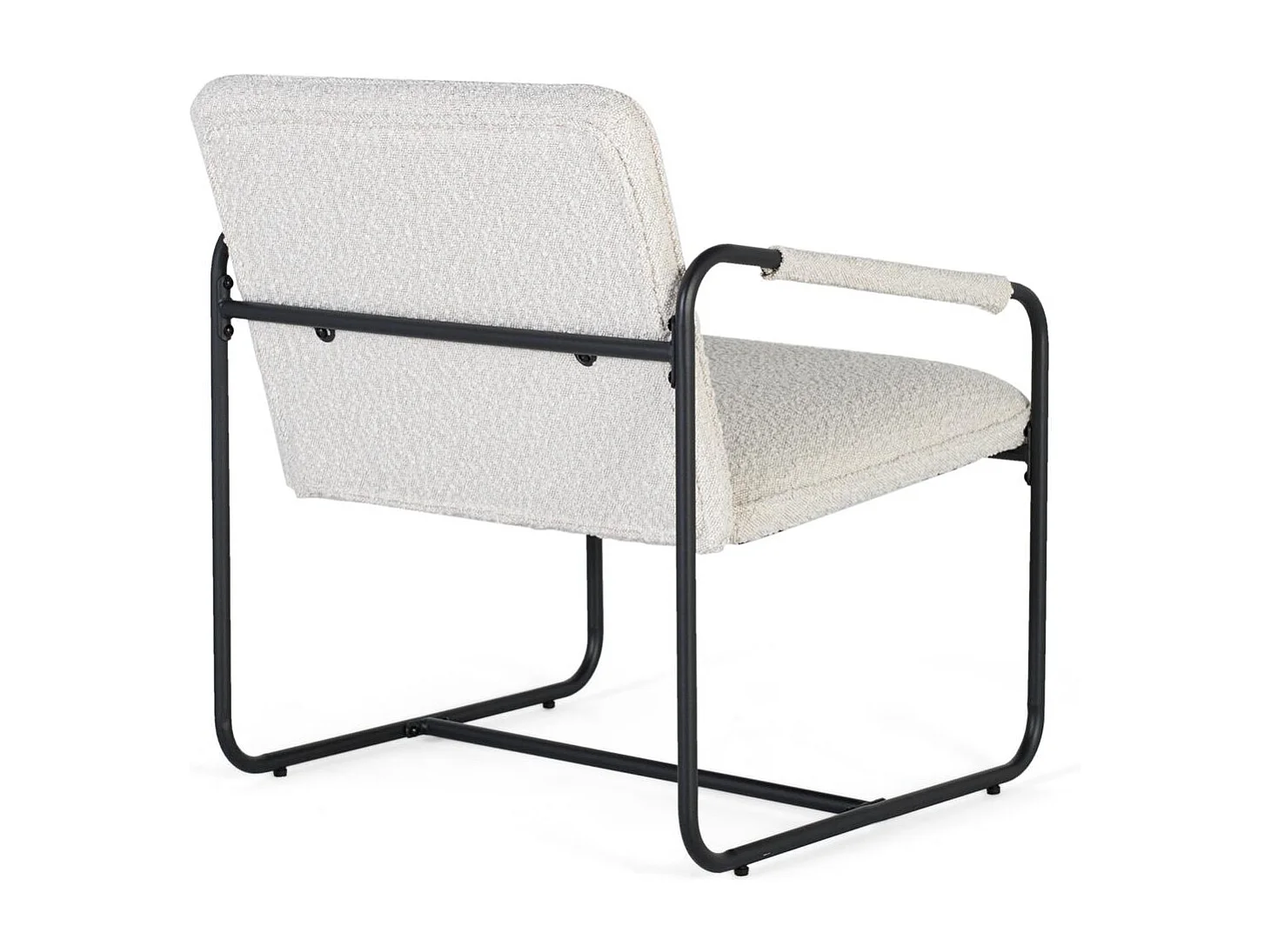 Ensemble de deux fauteuils tapissés de tissu beige et matelassé