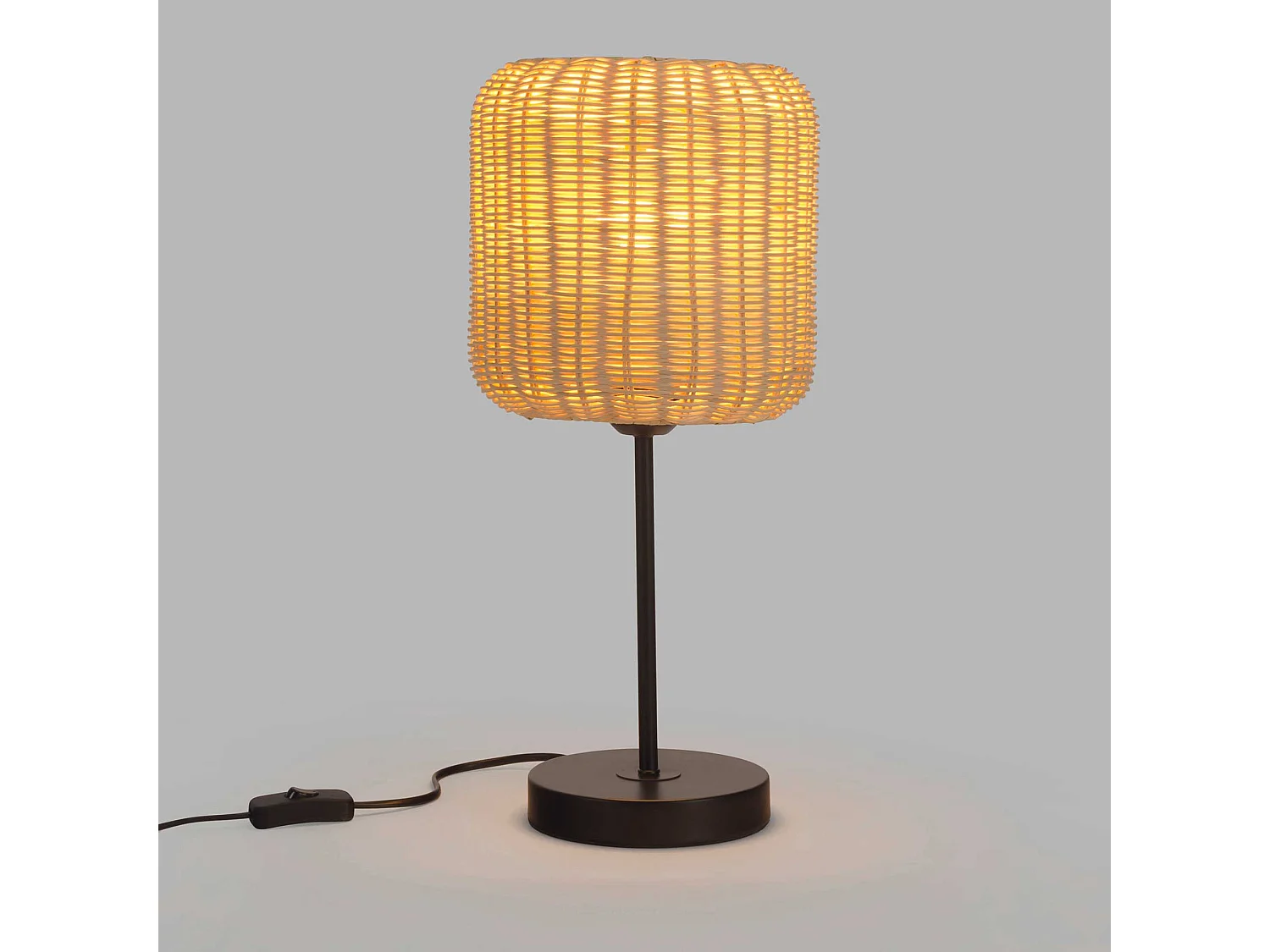 Lampe de table Cortic en rotin naturel/noir pour ampoule E27