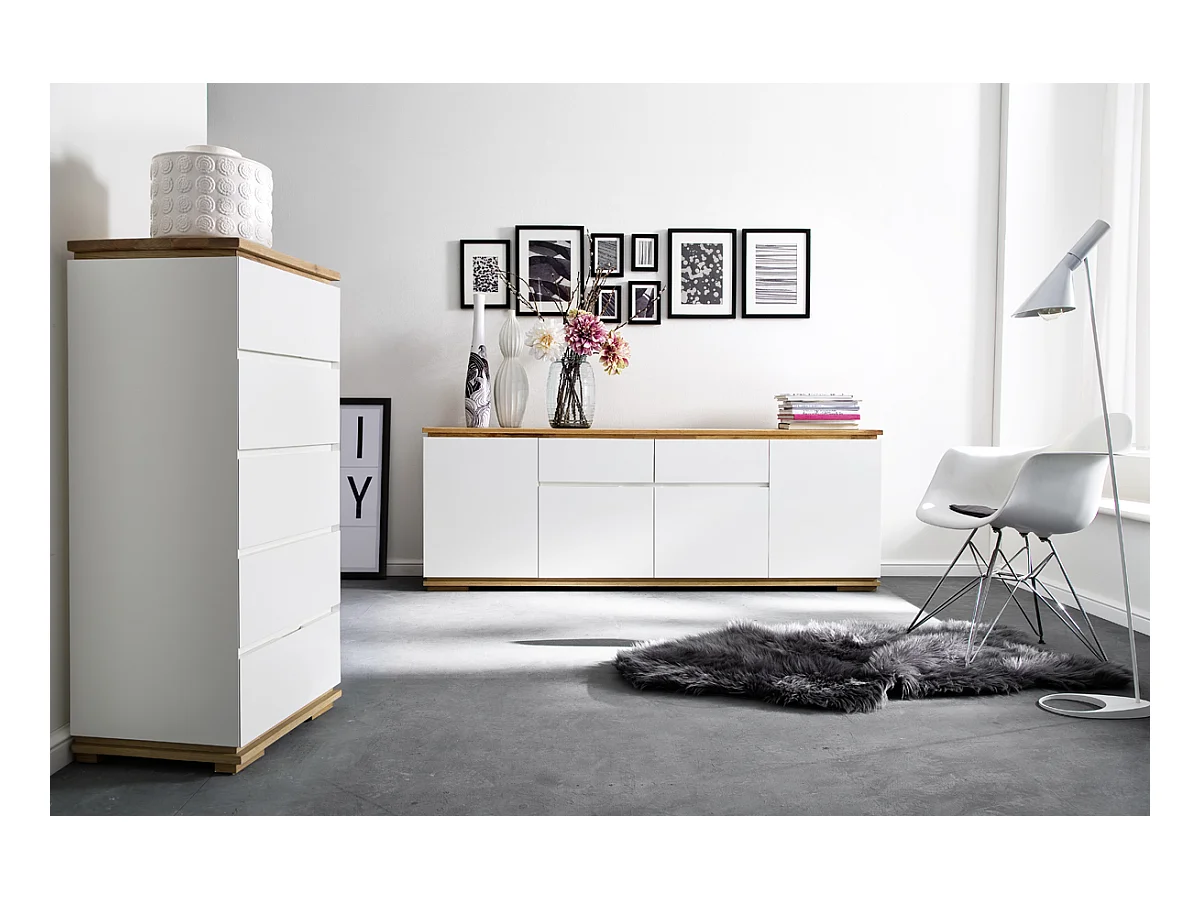 Commode en chêne massif laqué blanc mat - L182 x H81 x P40 cm