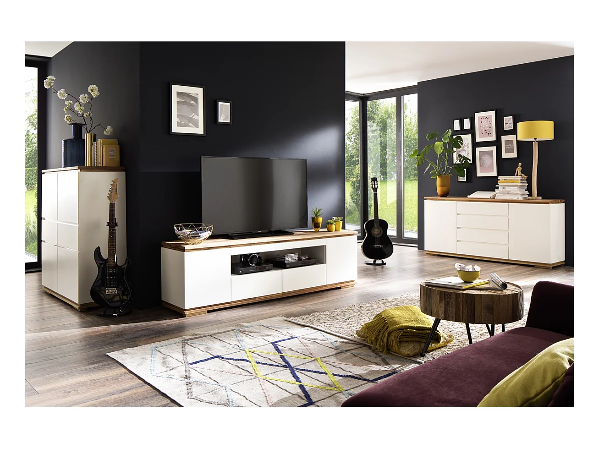 Commode en chêne massif laqué blanc mat - L172 x H81 x P40 cm