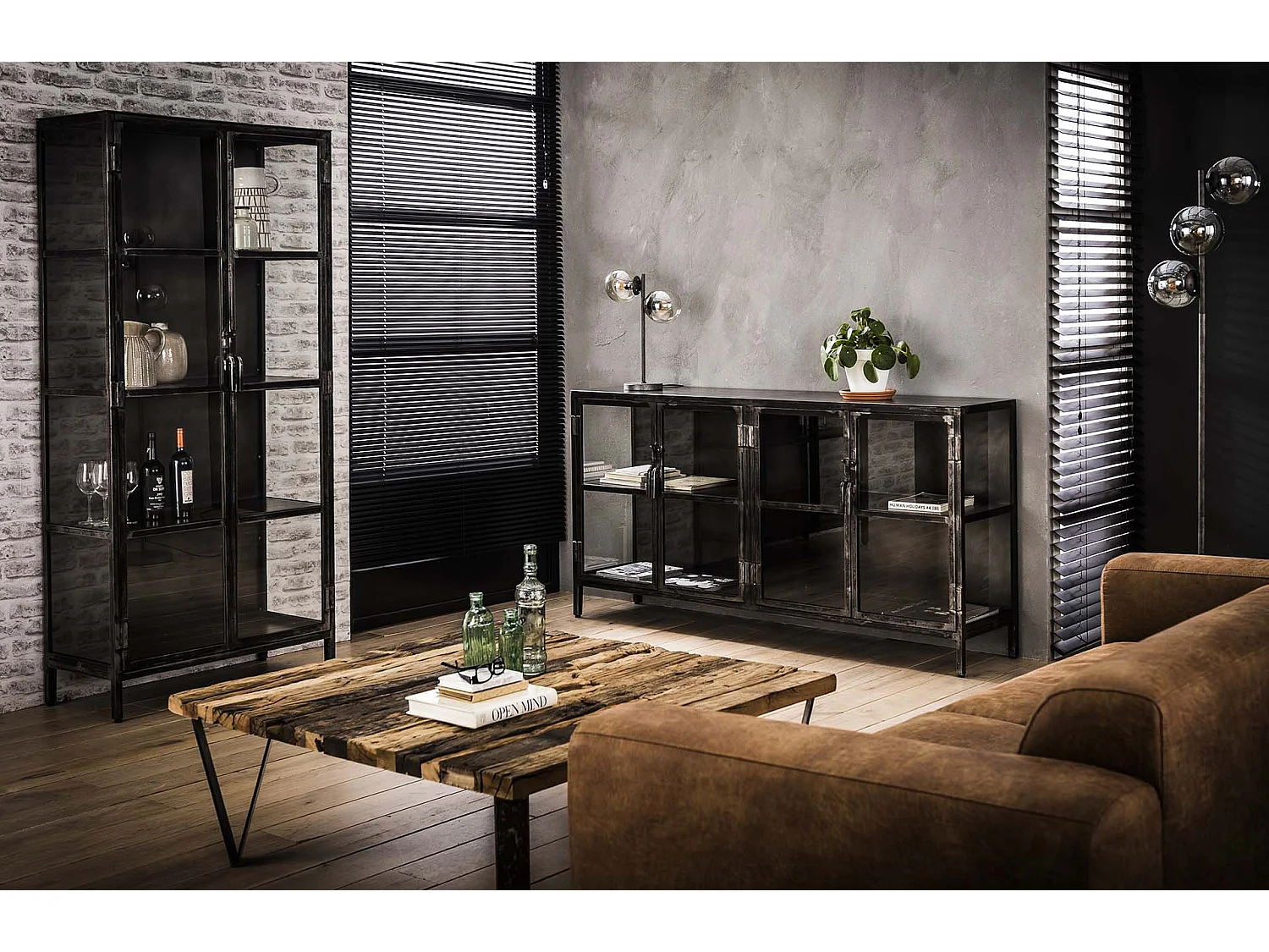 Buffet Rift - 180 cm - Métal noir - 4 portes - Noir