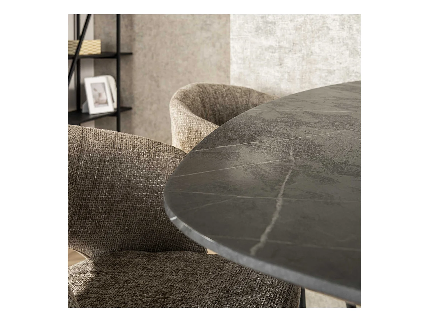 Table de bar ovale danoise à structure croisée - 3D noir marron